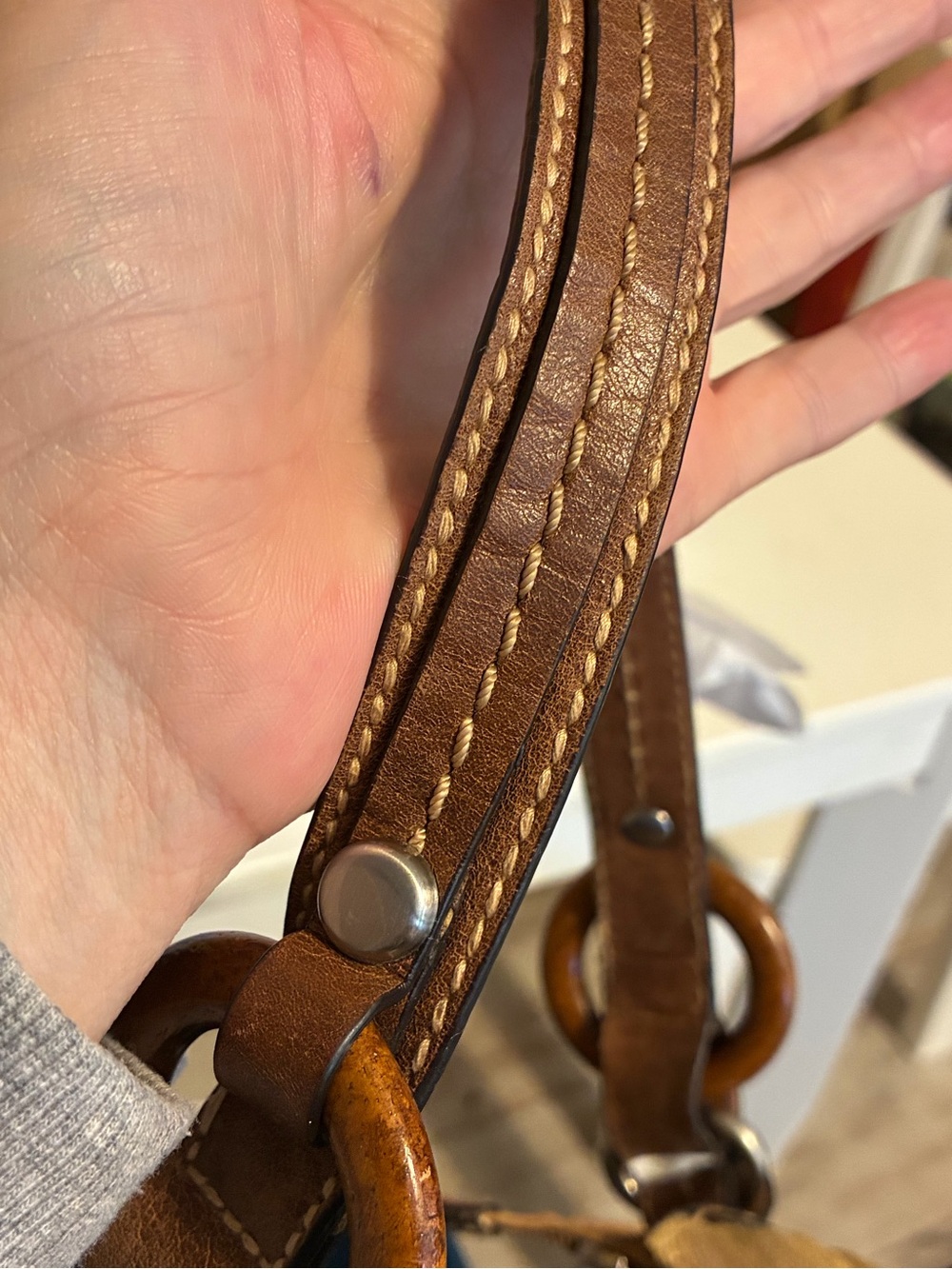 Vintage Fossil Boho Canvas Leather Shoulder Bag Floral Wood Key Charm Purse Y2K - Picture 13 of 16